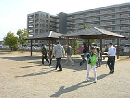 公園東屋の写真