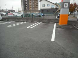 一般駐車場の写真