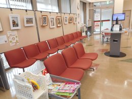 待合室ソファーの写真